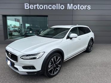 VOLVO V90 Cross Country B4 d AWD 2.0 197cv Ultimate IVA-VENTILATI-HARMAN
