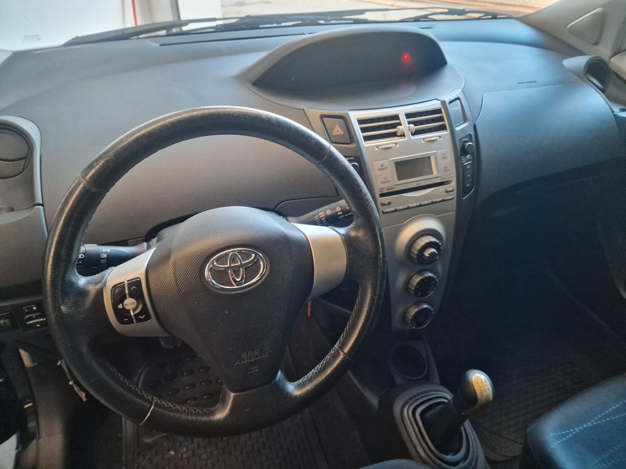 Toyota Yaris 1.3 3 porte Navi