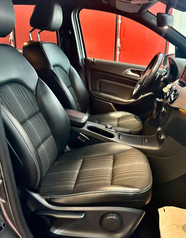 MERCEDES-BENZ B 200 CDI Automatic Premium