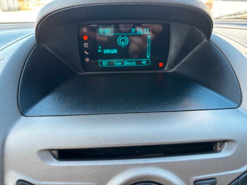 FORD Tourneo Courier 1ªs Tourneo Courier 1.5 T...