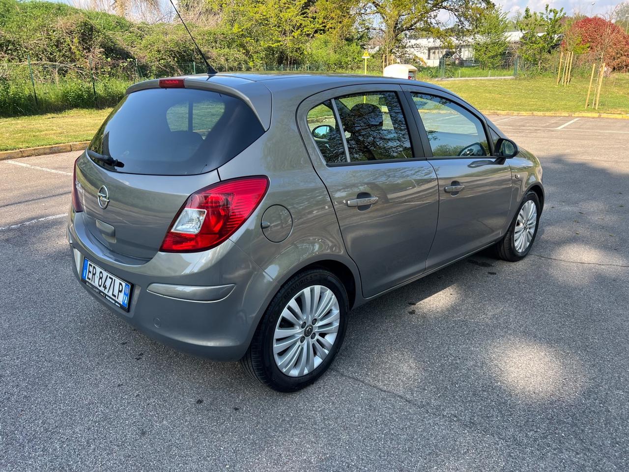 Opel Corsa 1.2 85CV 5 porte GPL-TECH Ecotec