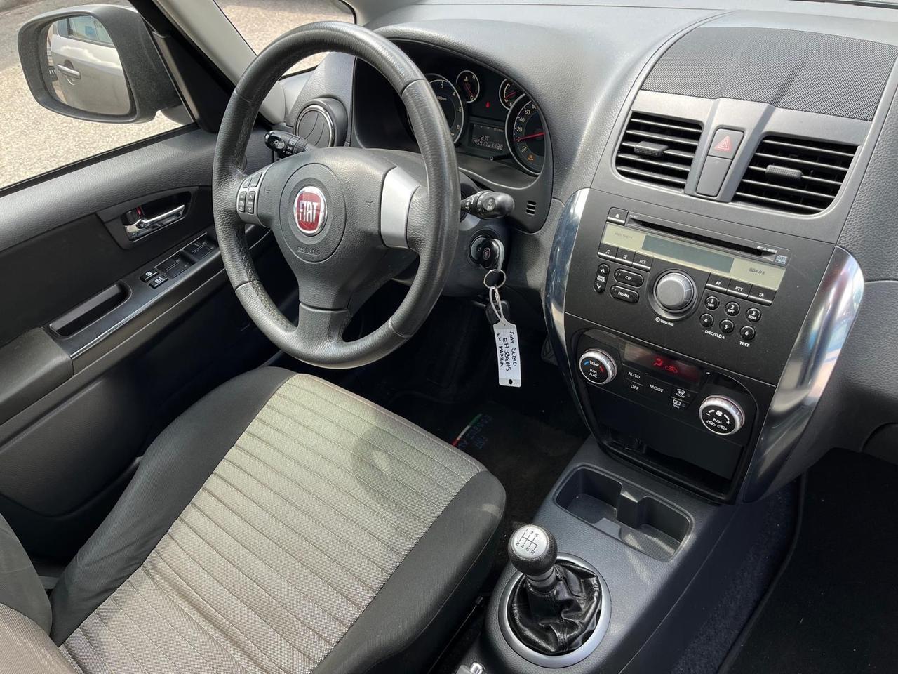 Fiat sedici 2.0 mjt-4x4- full -2011