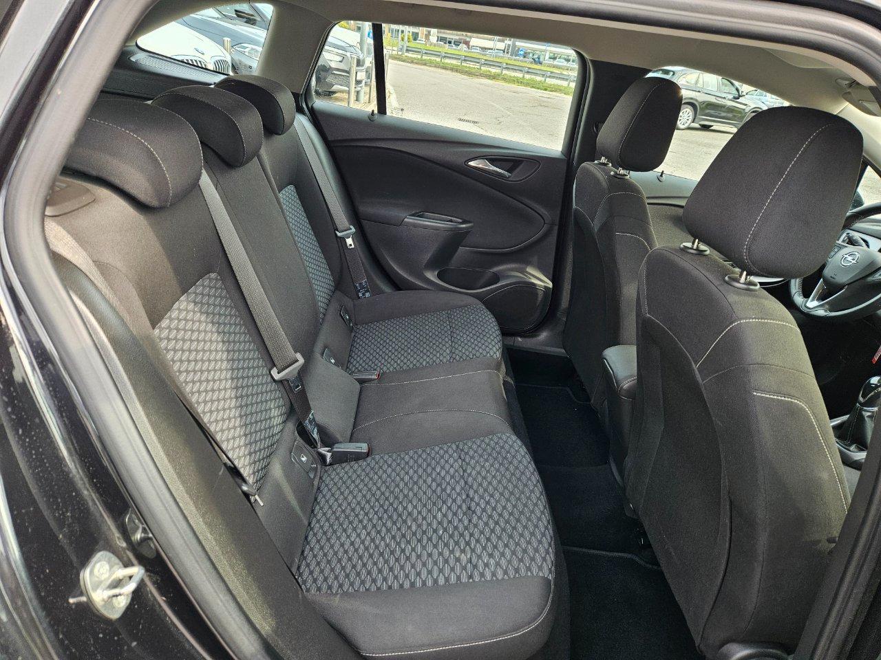Opel Astra Sports Tourer 1.6 cdti Business Premium s&s 110cv