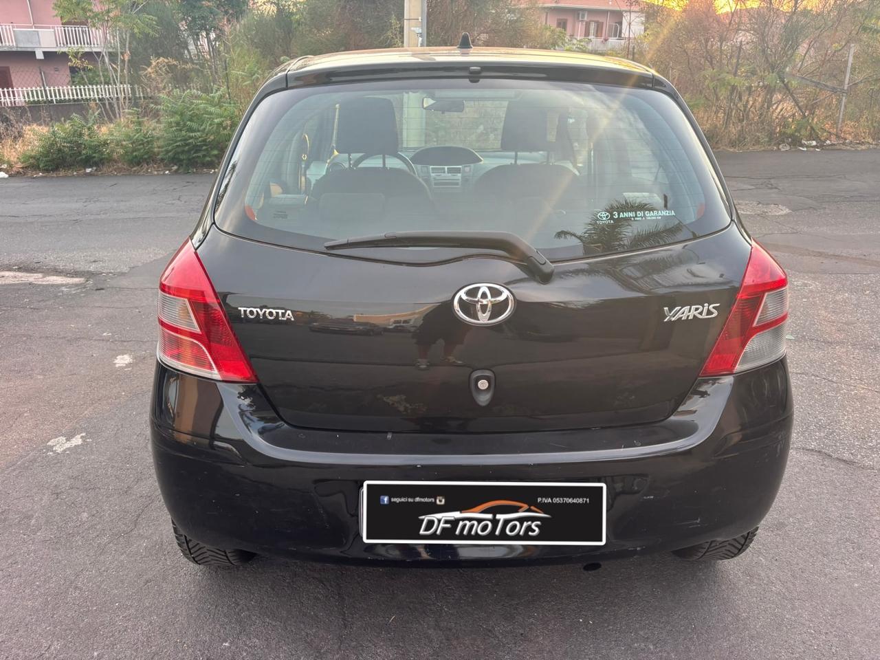 Toyota Yaris 1.3 5 porte Sol-2011