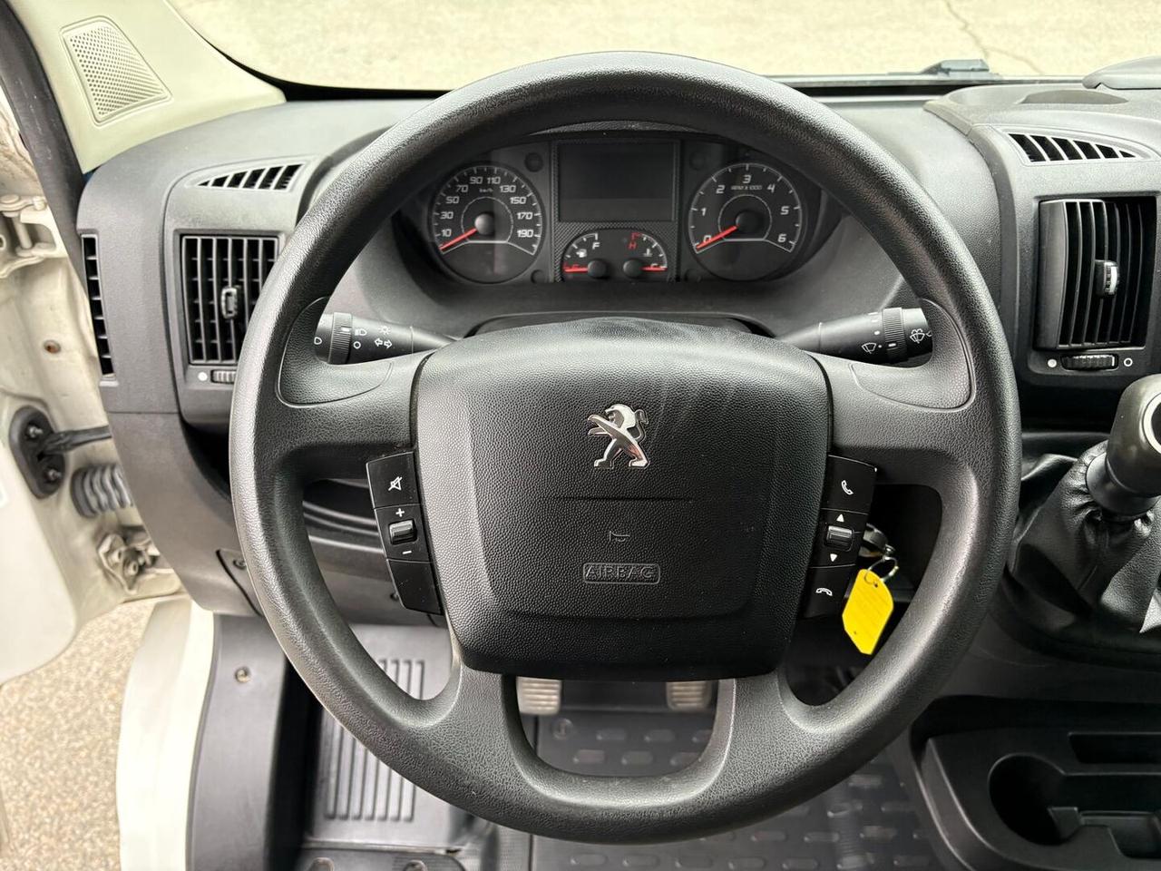 Peugeot Boxer III (II 2011) 335 2.2 bluehdi 140cv S&S L3H2