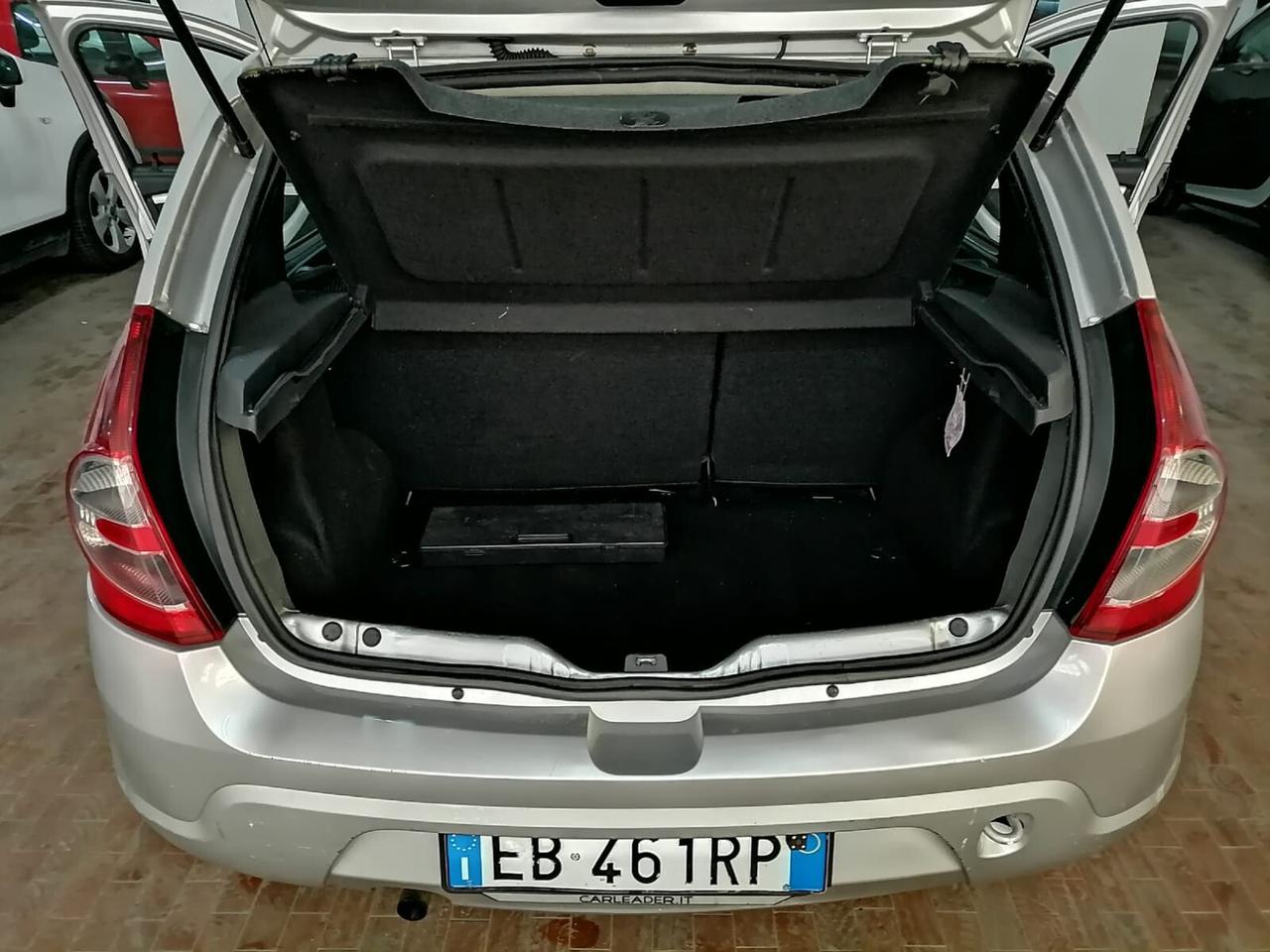 Dacia Sandero 1.4 8v 75cv GPL Ok Neop.