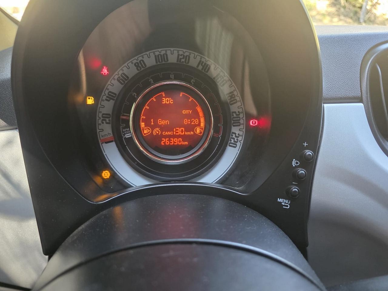 Fiat 500 1.0 HYBRID allestimento SPORT