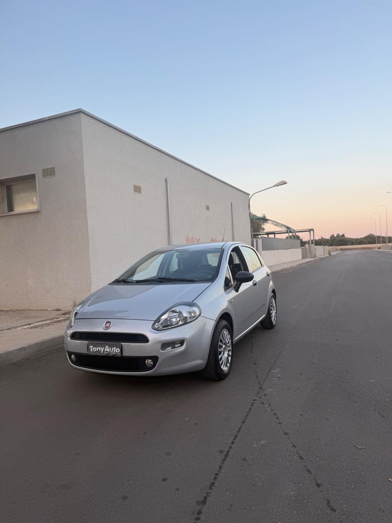 Fiat Punto 5p 1.2 Active CON GPL DI SERIE DALLA CASA MADRE, CLIMA,USB, LETTORE MP3,START & STOP