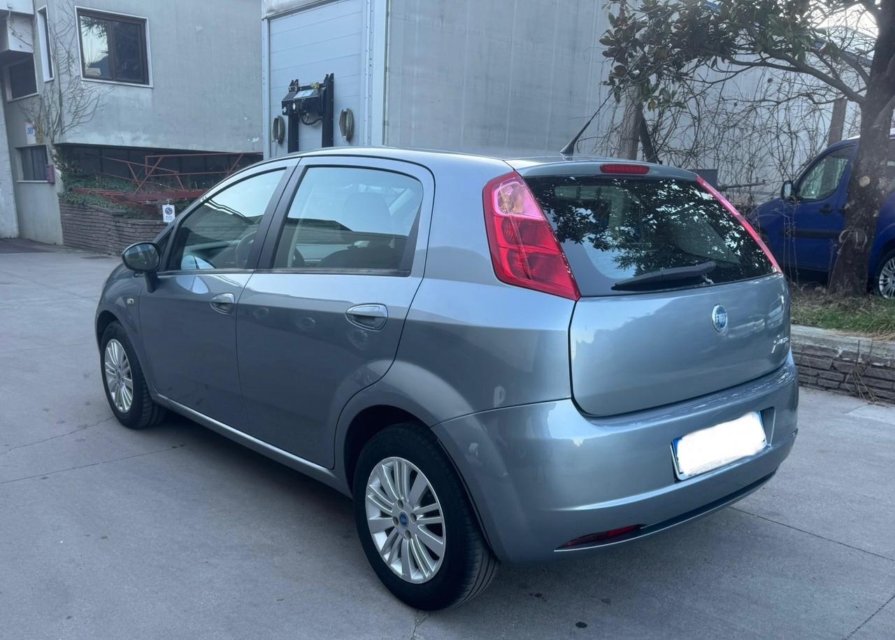 Fiat Grande Punto 1.4 Starjet 16V 5 porte Dynamic