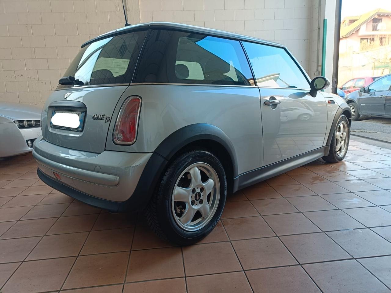 Mini Mini 1.4 OneD, adatta anche a neop.