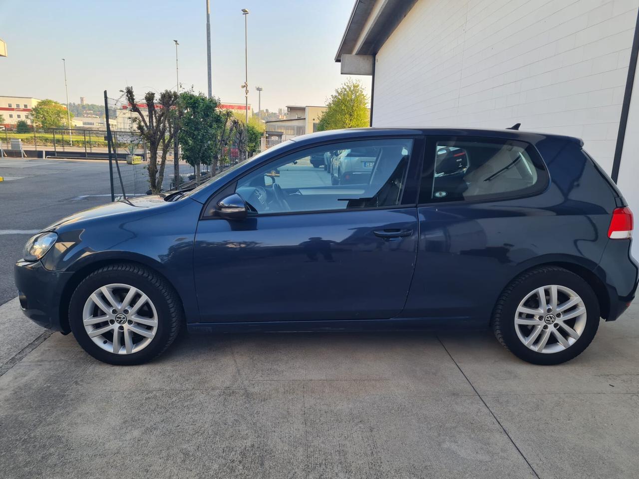 Volkswagen Golf 2.0 TDI 140CV DPF 3p. Highline