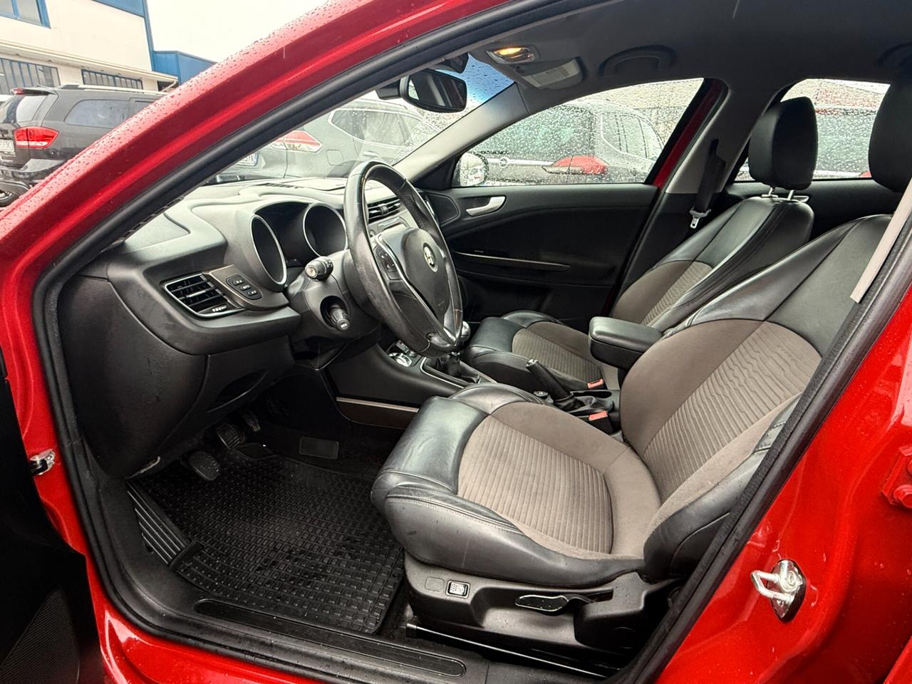 Alfa Romeo Giulietta 1.6 JTDm-2 105 CV Exclusive