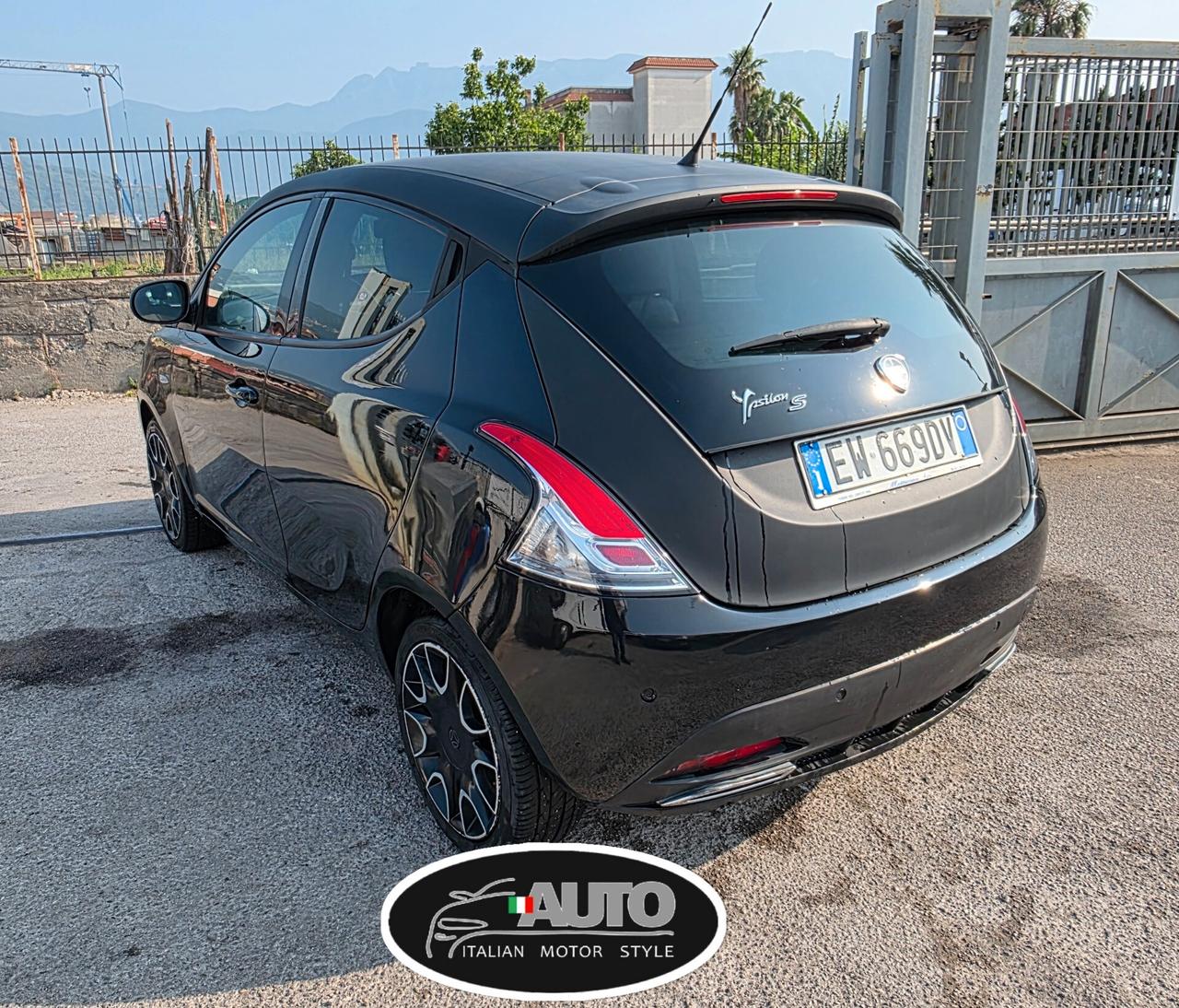 Lancia Ypsilon 1.3 MJT 16V 95 CV 5 porte S&S Platinum