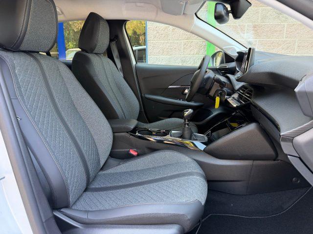 PEUGEOT 208 1.2 100CV ALLURE KM-0 NAVIGATORE RETROCAMERA