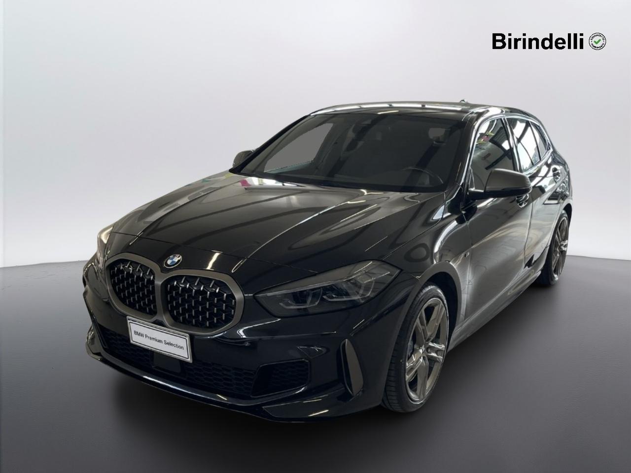 BMW Serie 1 (F40) - M 135i xDrive
