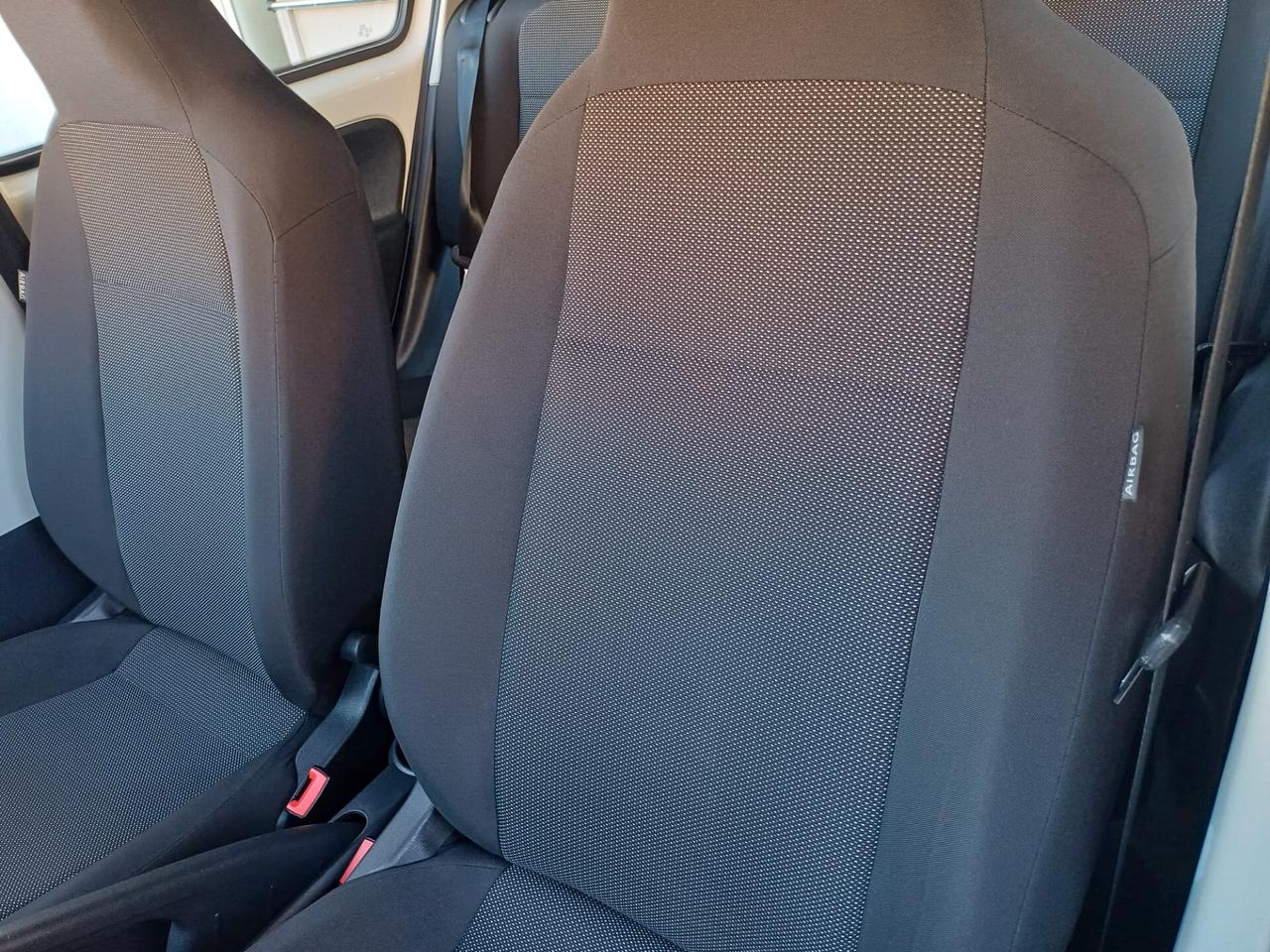 Volkswagen up! 1.0 5p. Benzina PARI AL NUOVO - 2020