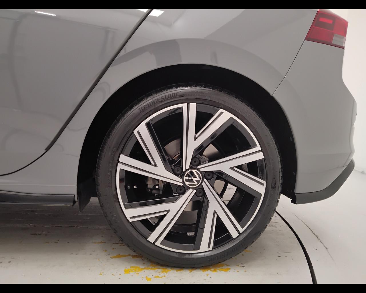 VOLKSWAGEN Golf VIII 2020 - Golf 1.5 etsi evo R-Line 150cv dsg