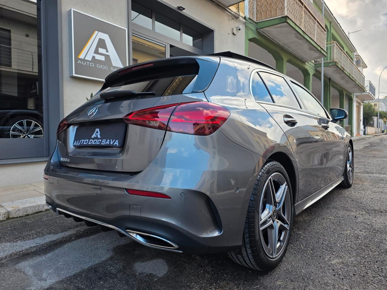 Mercedes A 180 d 1950 cc AMG/Premium/Tetto/Luci Ambiente...