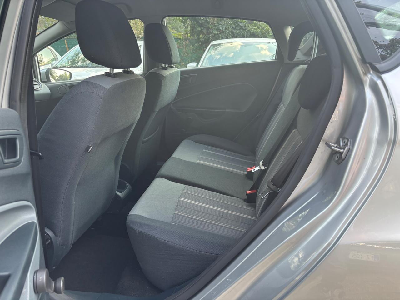 Ford Fiesta 1.4 5 porte GPL Titanium OK Neopatentati