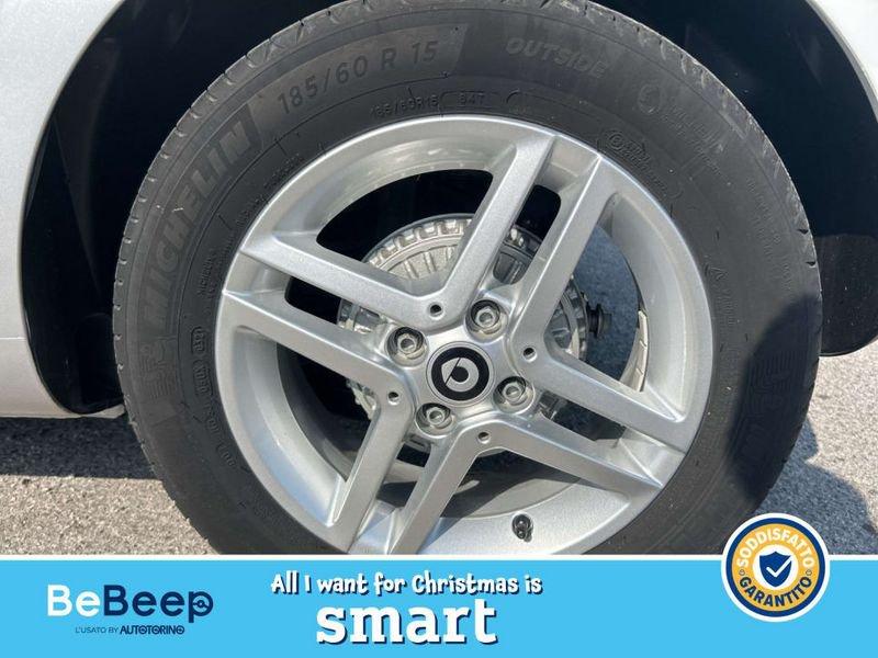 smart fortwo EQ PURE 22KW