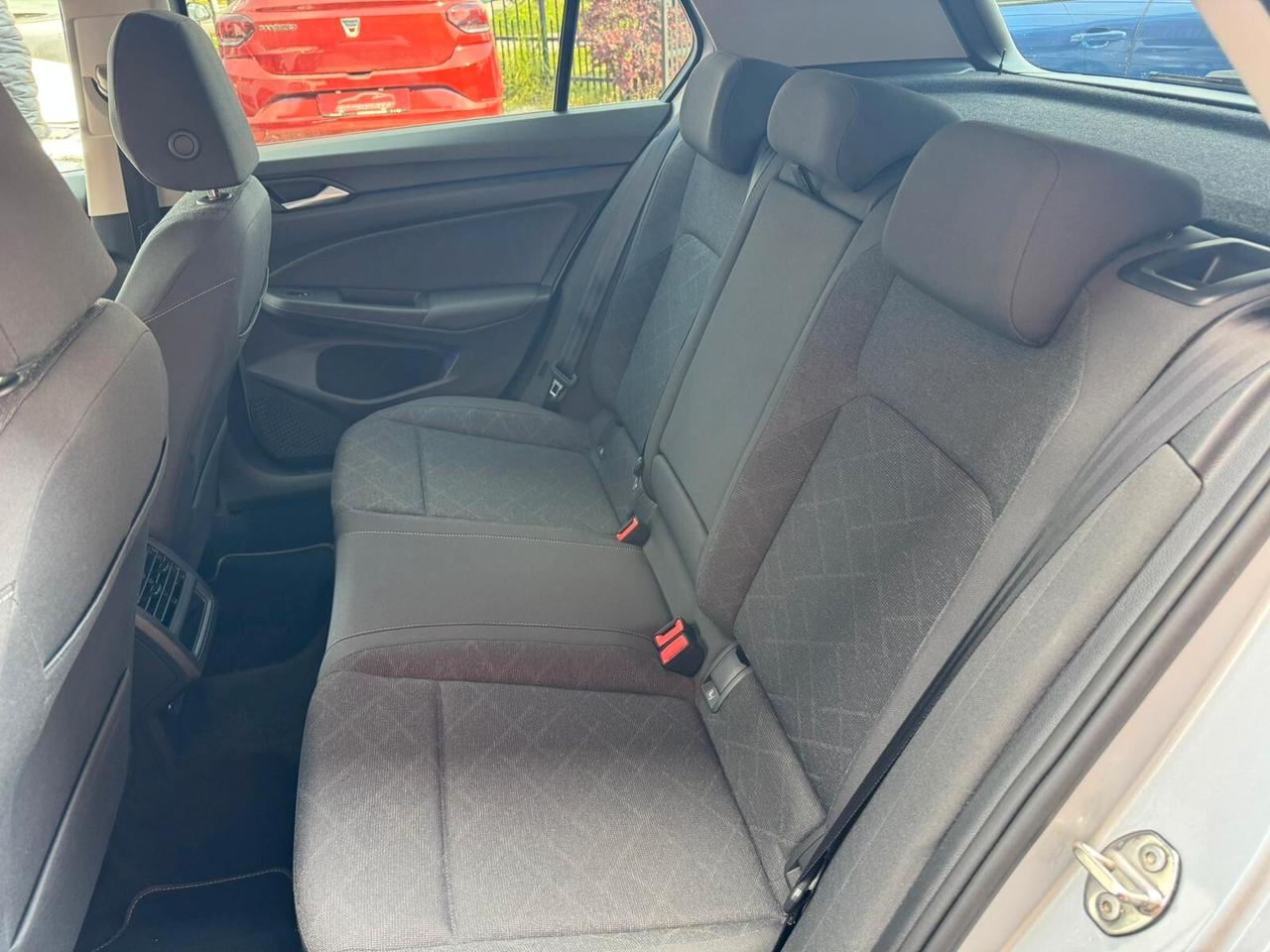 Volkswagen Golf 2.0 TDI 150 CV DSG SCR Life