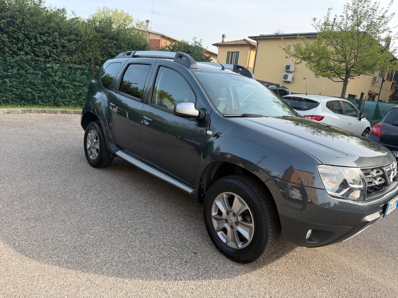 Dacia Duster 1.6 Gpl - NAV. - NEOP. - 12 MESI DI GARANZIA -