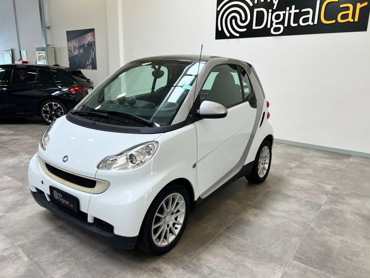 Smart ForTwo 1000 52 kW coupé passion
