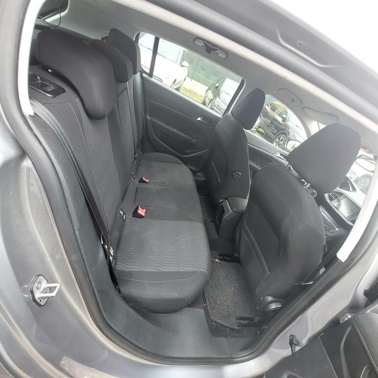 Peugeot 308 1.6 e-HDi 115 CV Stop&Start Business