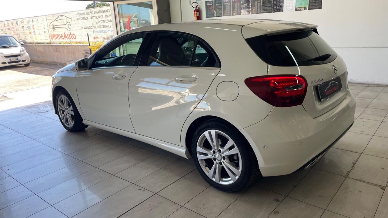 Mercedes-benz A 180 d Premium