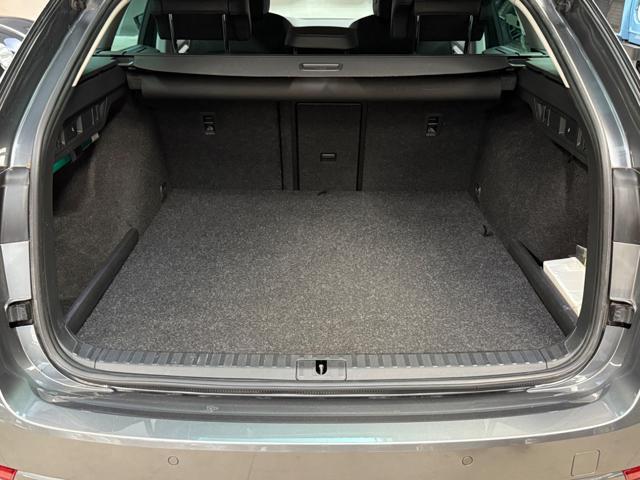 SKODA Octavia iV 1.4 TSI Plug-In Hybrid DSG Wagon Sportline