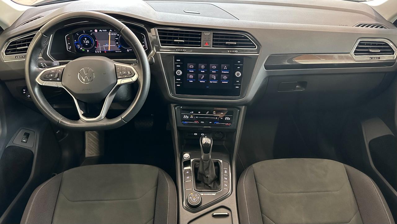 VOLKSWAGEN TIGUAN ELEGANCE 2.0TDI 4MOTION DSG *RADAR*CARPLAY*LUCI*CAMERA*