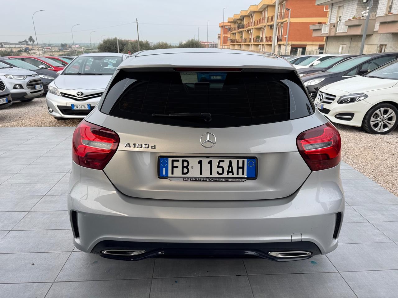 Mercedes-benz A 180 A 180 d Premium