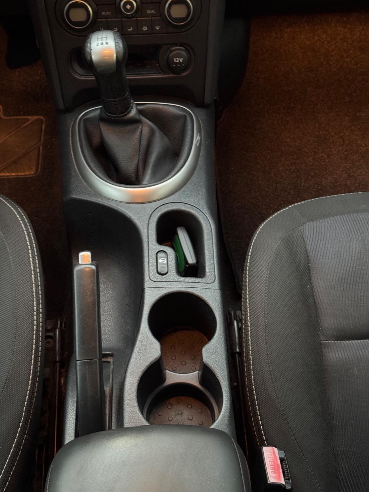 Nissan Qashqai 1.6- Adatta ai Neopatentati-Garanzia 12mesi
