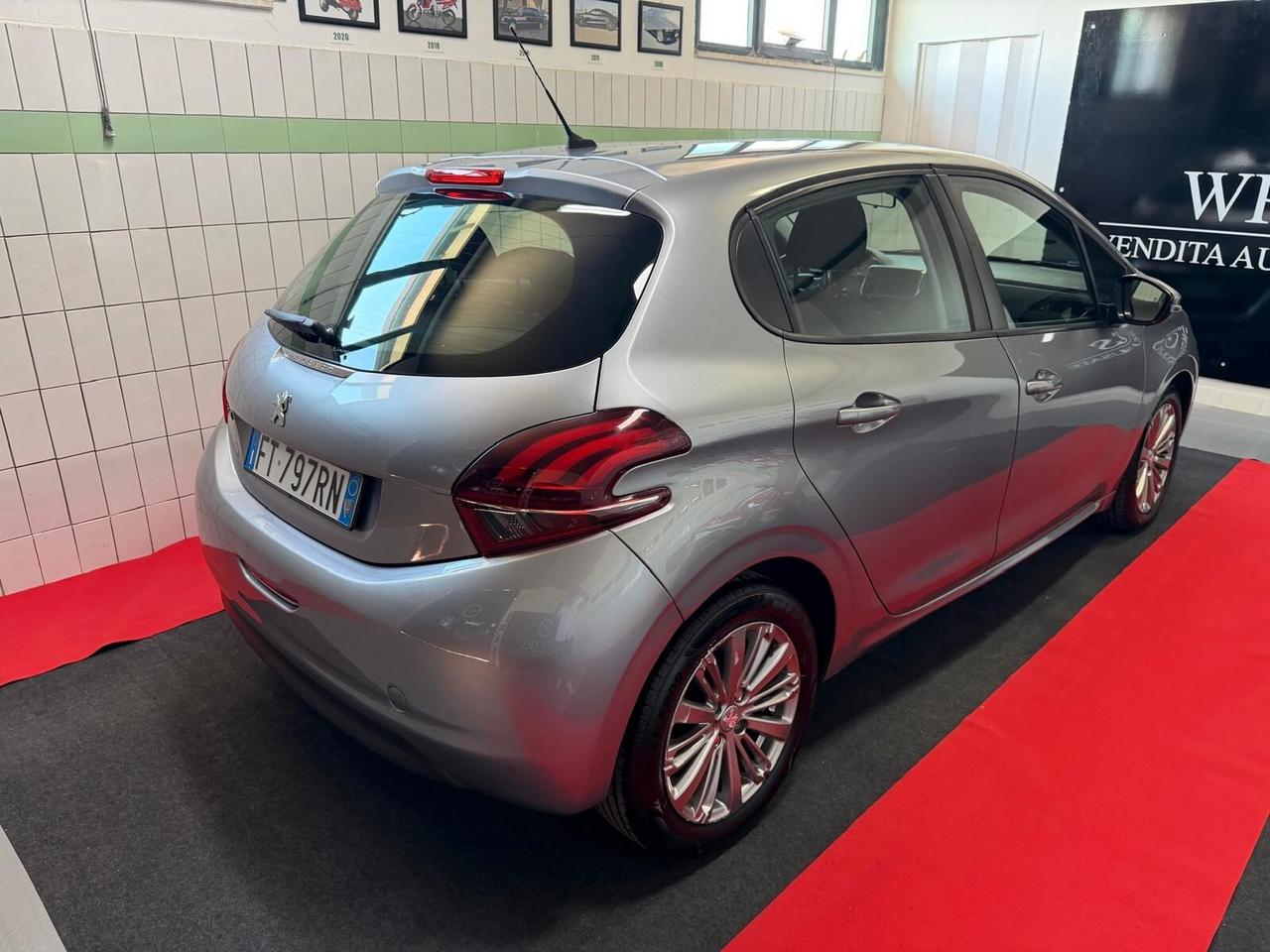 Peugeot 208 PureTech 82 Stop&Start 5 porte Allure