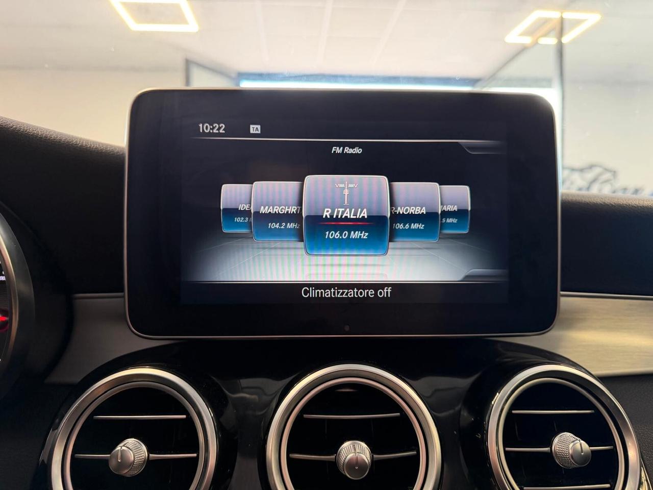 MERCEDES GLC 220D 4MATIC PREMIUM 2.2 170CV TETTO PELLE NAVI ANNO 2016