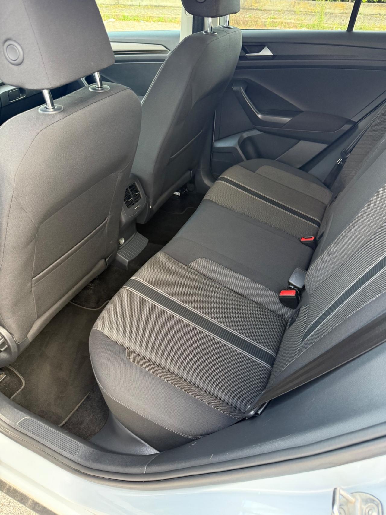 Volkswagen T-Roc 1.6 TDI SCR Style BlueMotion Technology