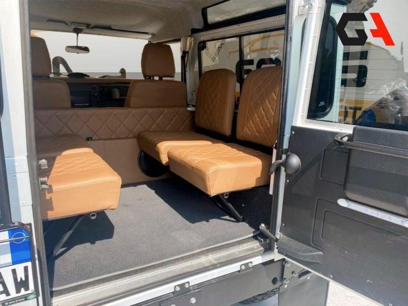 Land Rover Defender 90 2.0