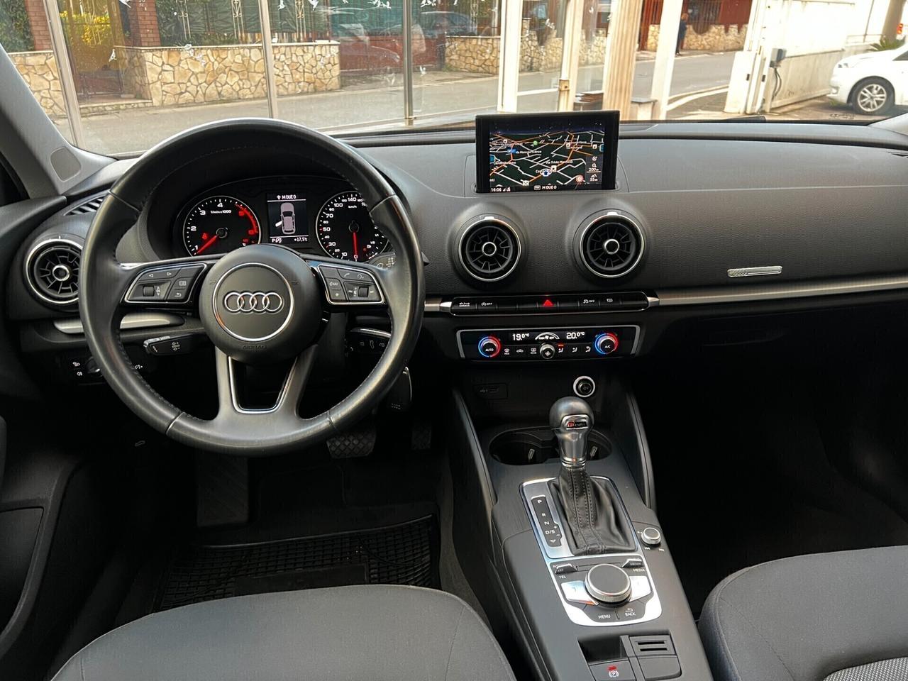 Audi A3 SPB 30 TDI S Tronic- 2019-NAVI