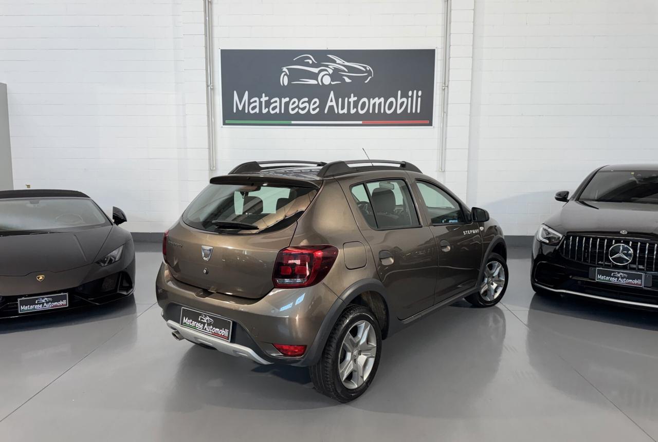 Dacia Sandero Stepway 1.0cc 101cv OK neopatentati Tagliandata