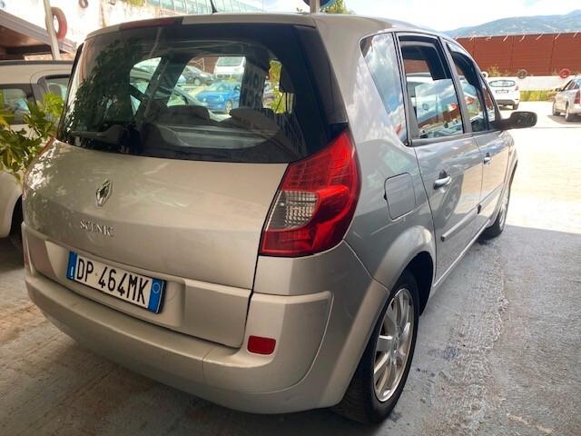 Renault Scenic Scénic 1.6 16V Conquest