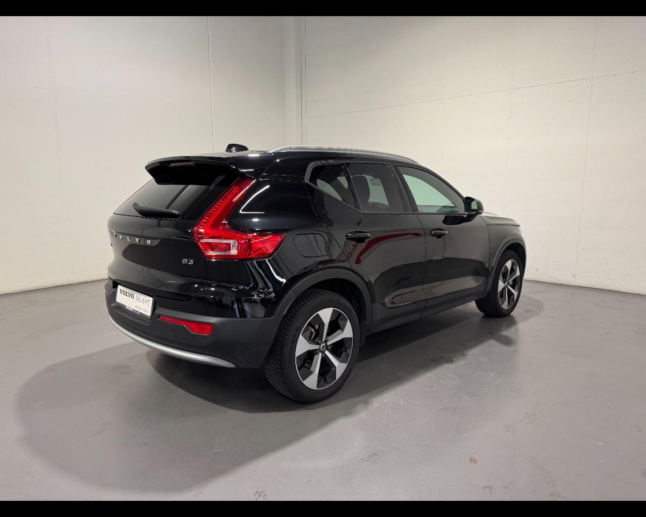 VOLVO XC40 B3 GEARTRONIC CORE