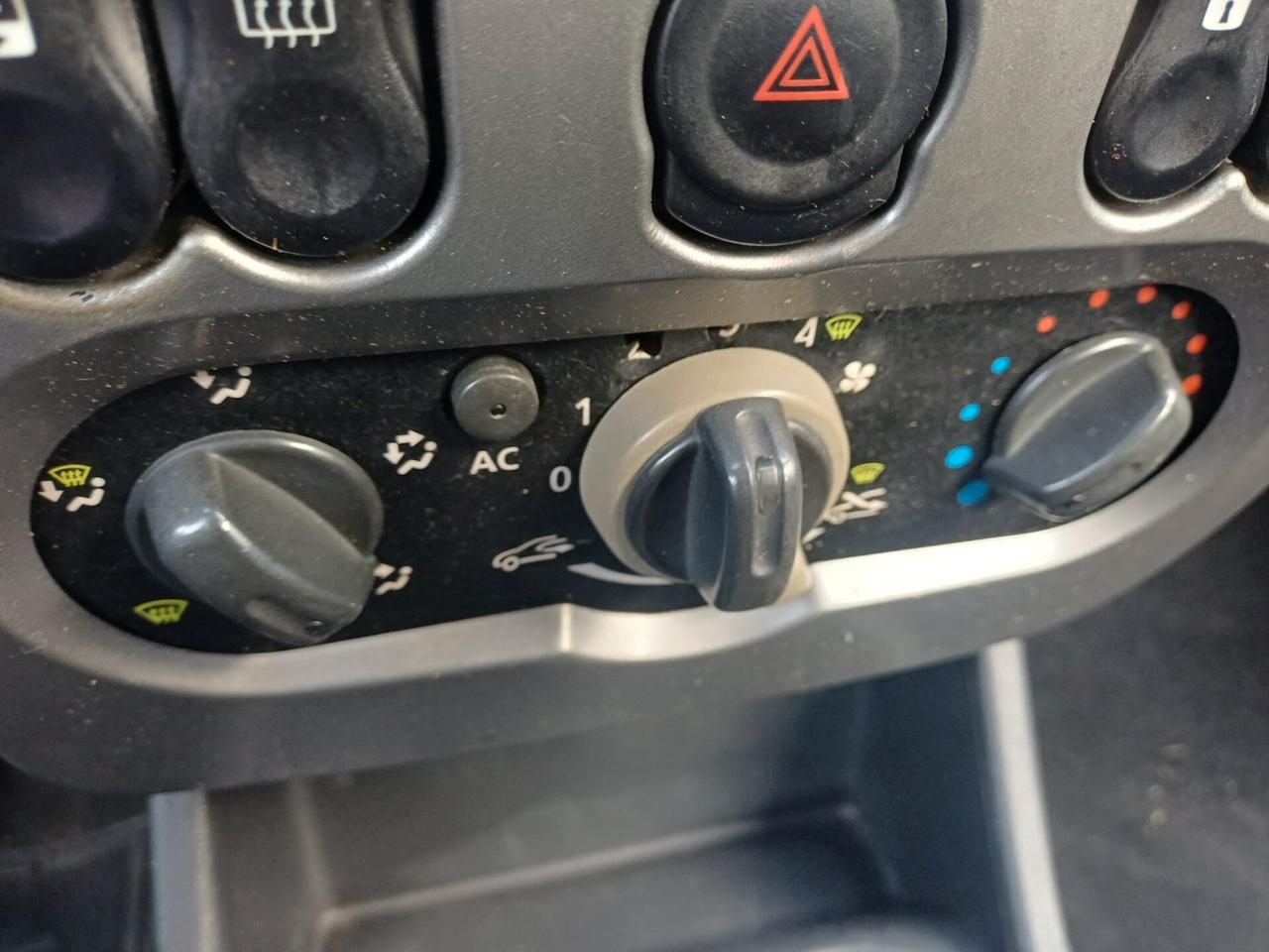 Dacia Sandero 1.5 dCi 70CV Ambiance EURO 4