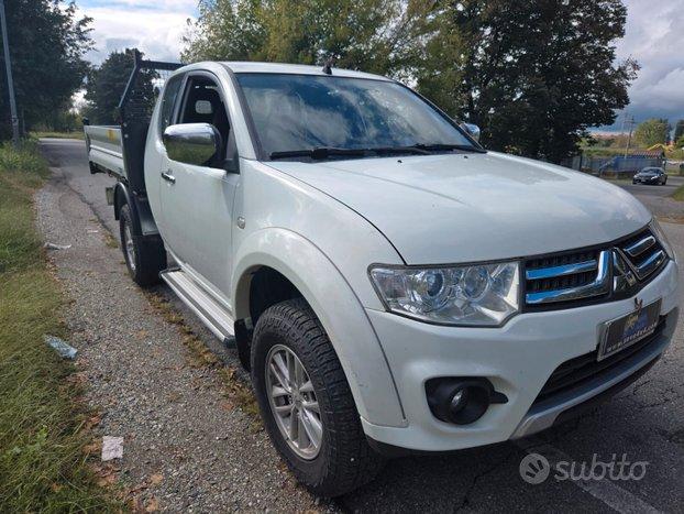 Mitsubishi L200 2.5 DI-D 2 Porte 2015- CON CASSONE