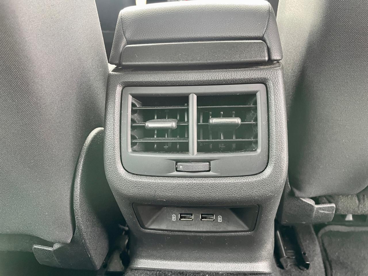 Seat Leon 1.6 TDI 115 CV ST VIRTUAL-BIXENO-RADAR