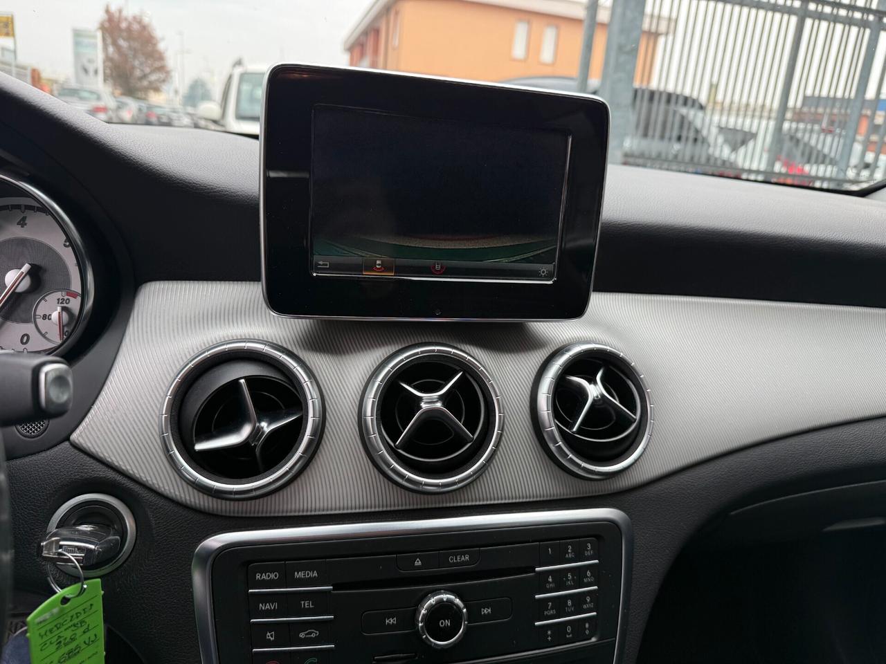 Mercedes-Benz CLA 220 (cdi) Business Shooting Brake D