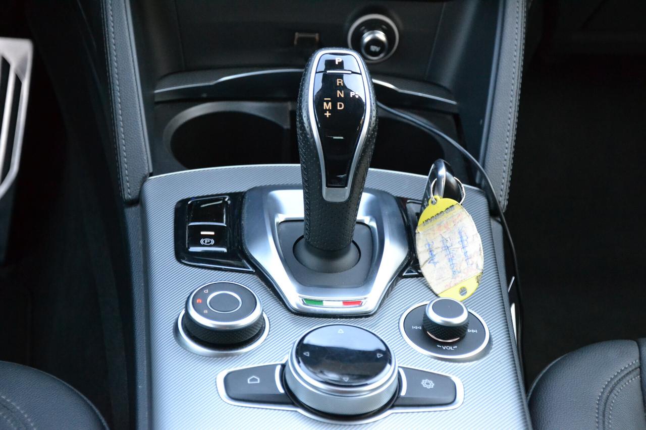 Alfa Romeo Stelvio 2.2 190CV AT8 Q4 SPRINT **PAD.F1-LED-NAV-RETROCAM*