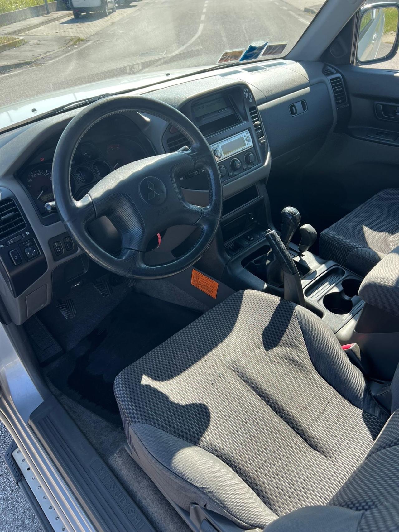 Mitsubishi Pajero 3.2 16V DI-D 3p. GLS
