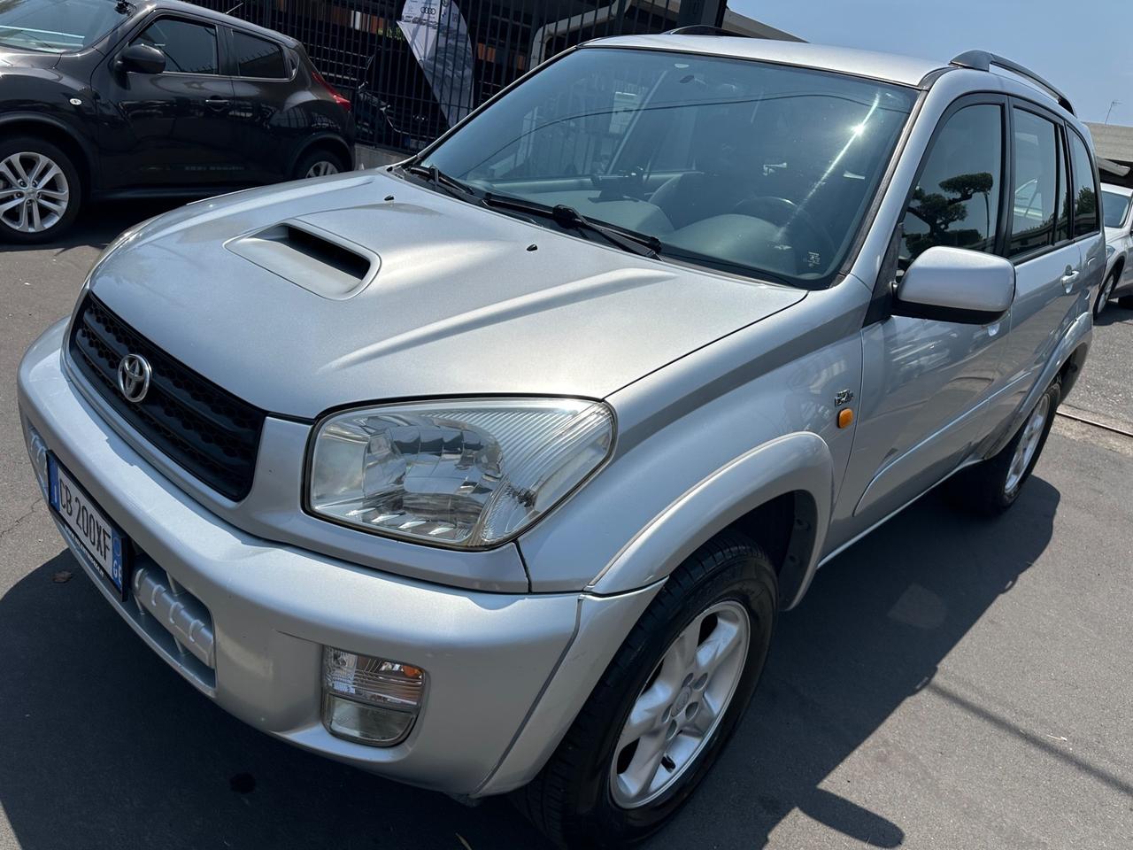 Toyota RAV 4 RAV4 2.0 Tdi D-4D cat 5 porte Sol