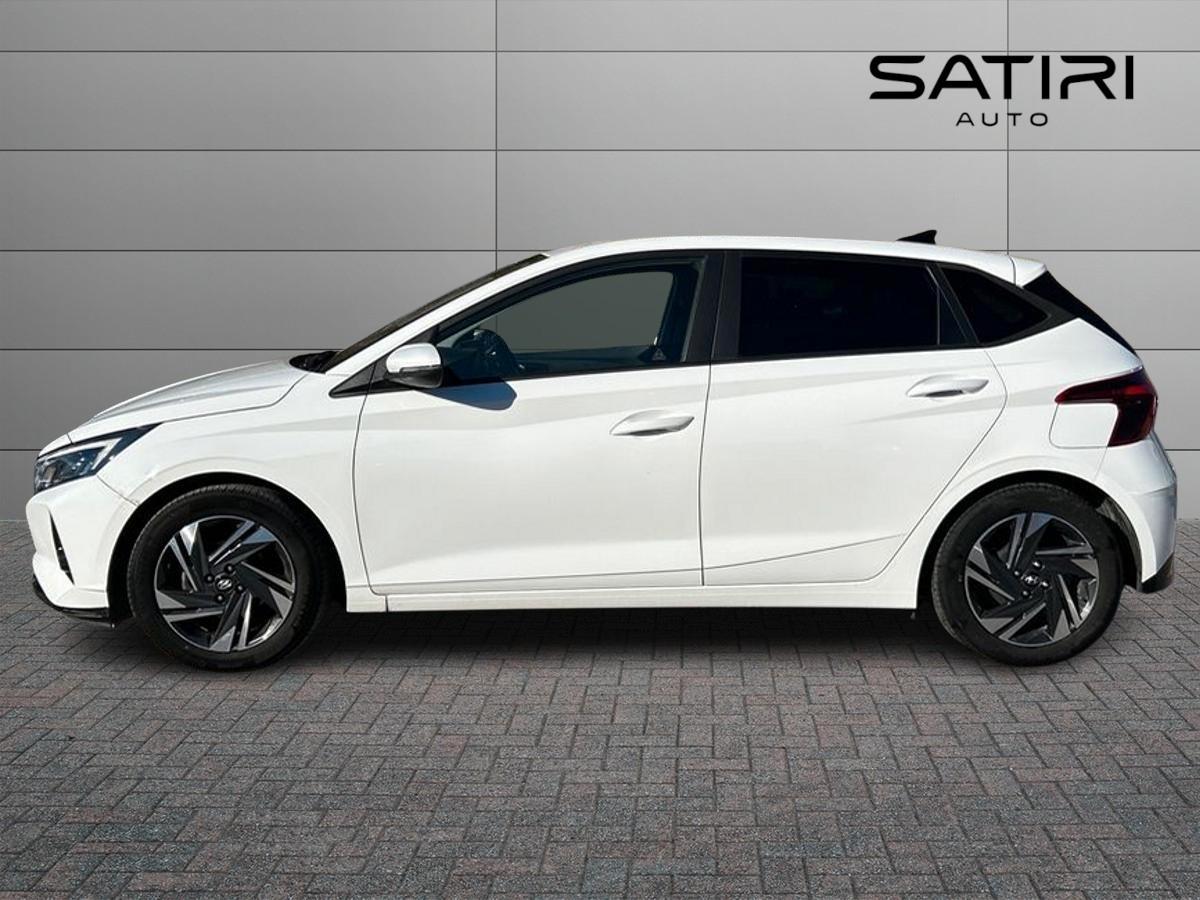 HYUNDAI i20 III 2021 - i20 1.2 Connectline Exterior Pack Gpl