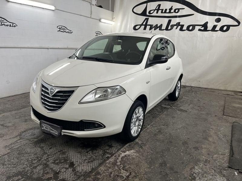 Lancia Ypsilon Ypsilon 0.9 Twinair 85 CV 5 porte Metano Ecochic Gold